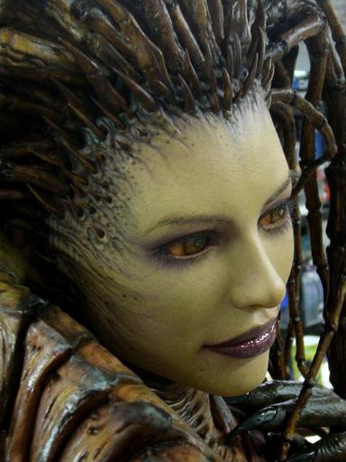 StarCraft II: Wings of Liberty - Sarah Kerrigan Statue at Blizzcon 2008