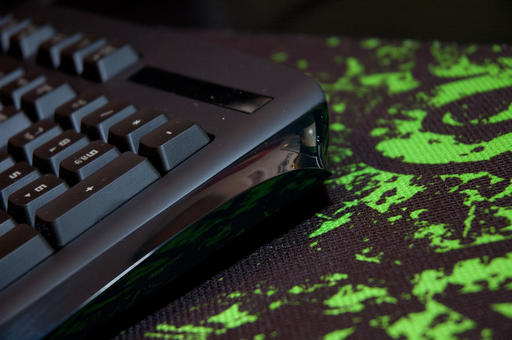 Игровое железо - «Ctrl, Alt, Shift - этого мало!» - обзор Razer Anansi и Razer Naga EPIC